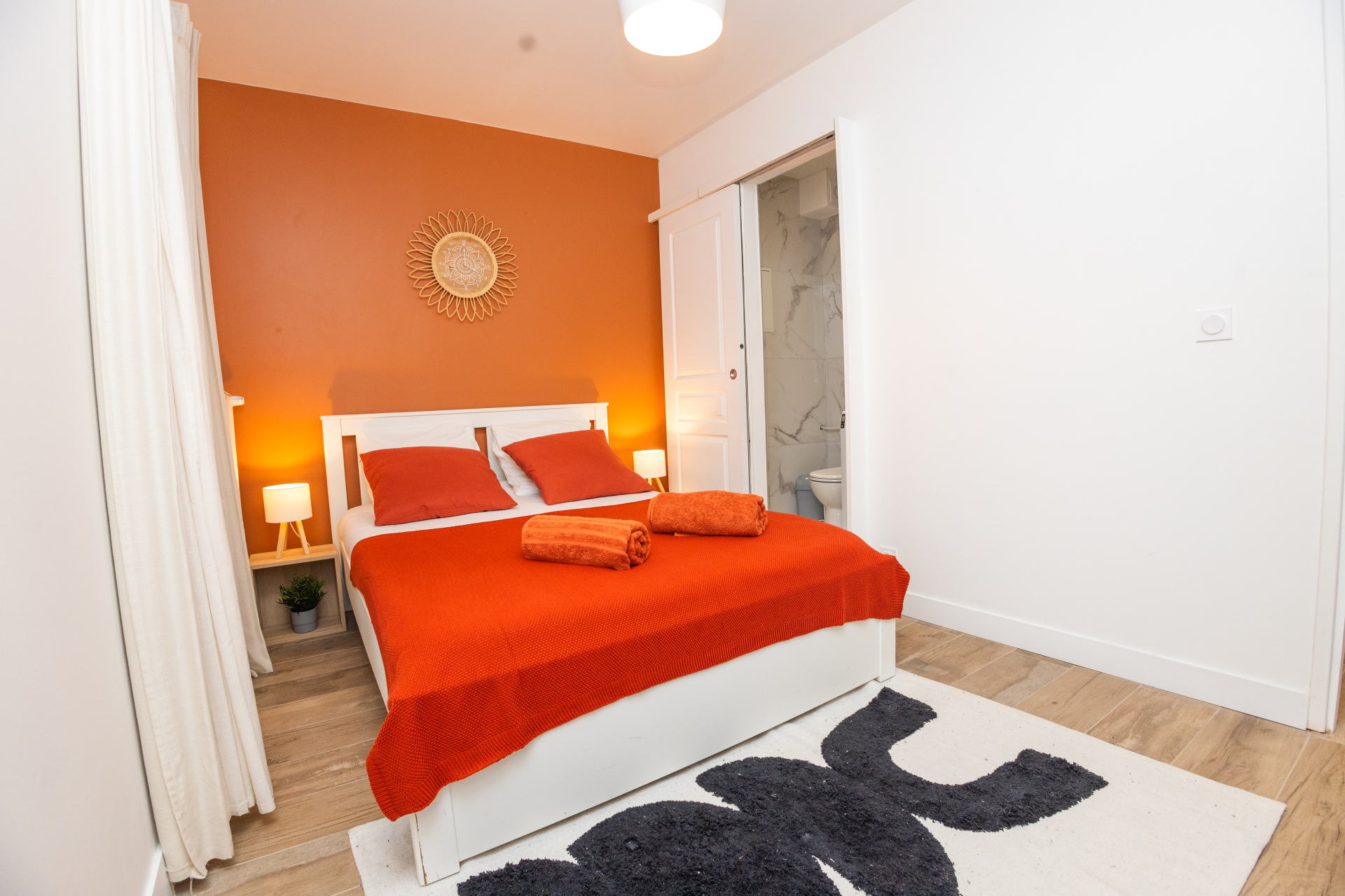 Chambre 1 - Lit