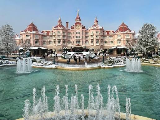 Disneyland Hotel Paris façade entrée du parc avis et prix 2026